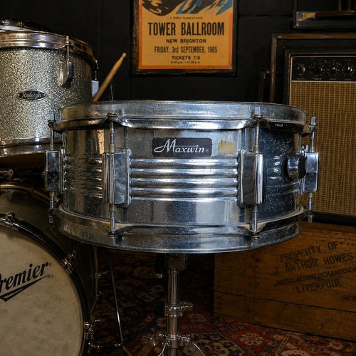 Vintage Maxwin by Pearl Chrome Snare Drum 14x5" Internal Damper Premier Head