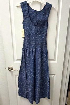 Universal Thread Blue Floral Smocked Sleeveless Scoop Neck Midi Dress S