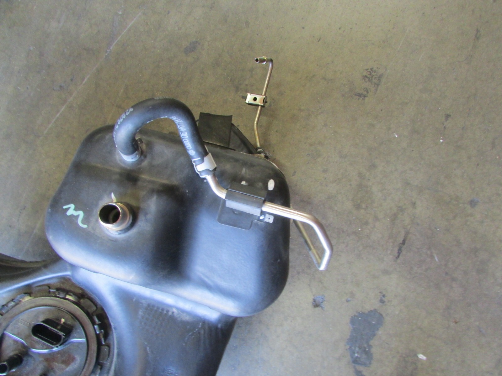 Lamborghini Huracan, LH, Left Fuel Tank, Used, P/N 4S0201021E