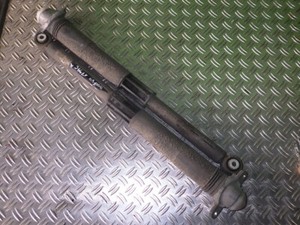 2767 Stoßdämpfer hinten VW Golf VII (5G)