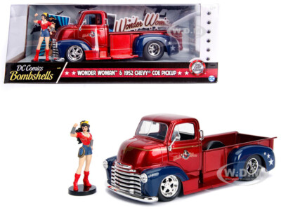 1952 CHEVROLET COE PICKUP & WONDER WOMAN FIGURE DC COMICS 1/24