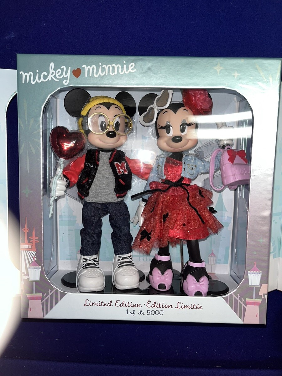 Disney Mickey and Minnie Mouse Limited Edition Valentines