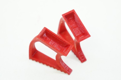 MSI Laptop Stand Riser Elevated Angled Mount for GL65m & others (2-pack, red) - Picture 9 of 10