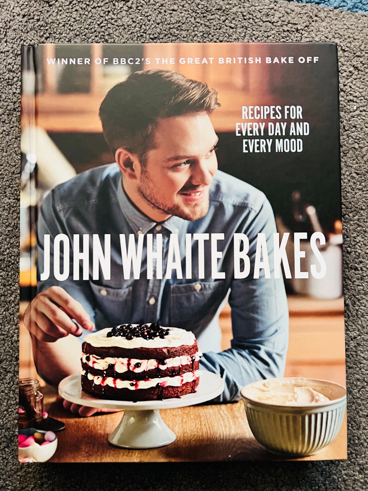 BAKES by JOHN WHAITE - signed by the author (SB2947)