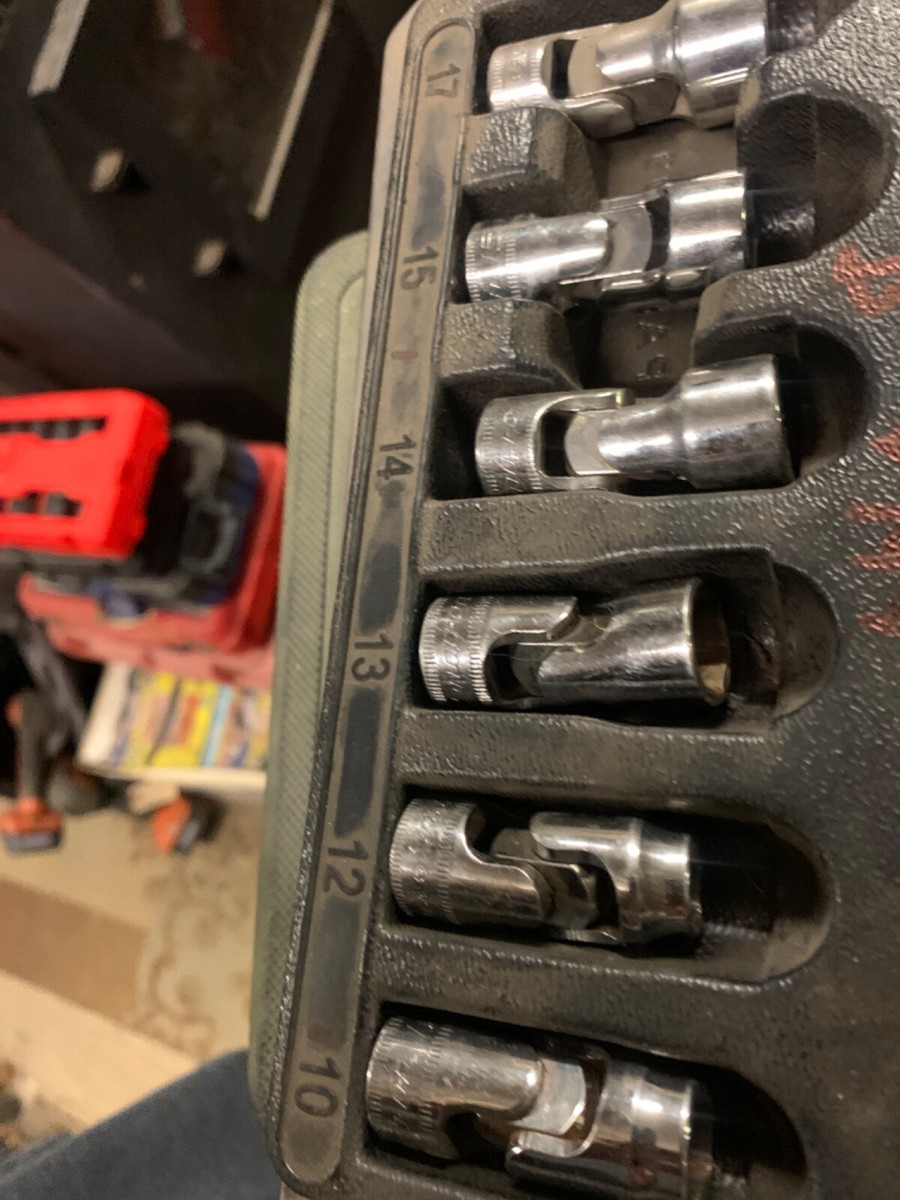 Snap-on バスケット Carex Snap-On Walker Basket, Easily Store Your Belongings, Fits