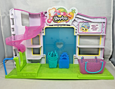 Shopkins Playset Small Mart Includes Mart, Ba...