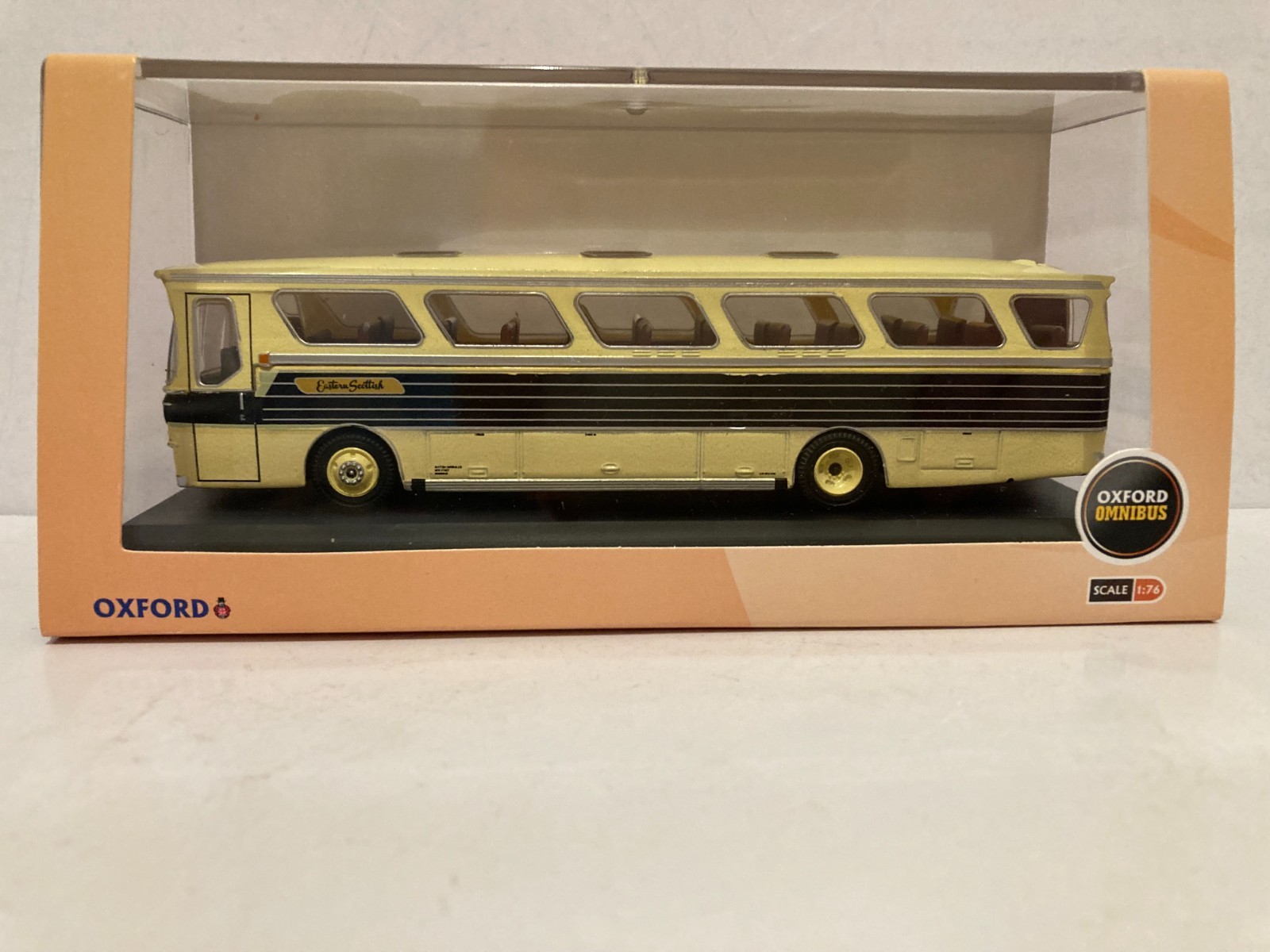 OXFORD DIECAST 76AMT003 Alexander M Type Eastern - OO gauge - Image 3