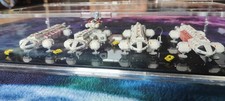 4 seltene Sixteen 12 Space 1999 Mondbasis Alpha 1  Micro Eagle in Vitrine NEU