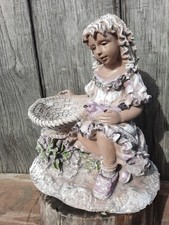 STAMPO RAGAZZA E CESTINO in lattice CON SUPPORTO IN FIBRA DI VETRO PER STATUA IN GESSO in cemento