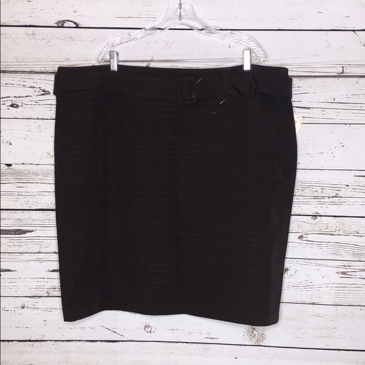 Jupe Noire Taille 20W DRESSBARN - Polyester, Doublée, Fente Et Fermeture Dos