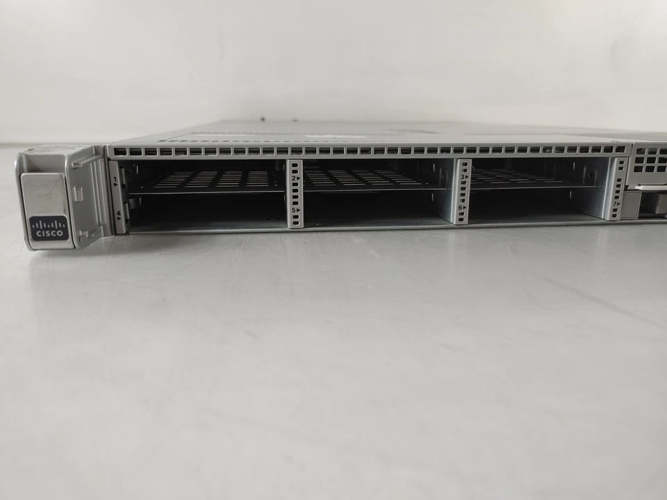Cisco UCS C220 M4 Xeon E5-2620 v3 48 GB DDR4 1U Server No Drives/No OS A8 - Image 2 of 4
