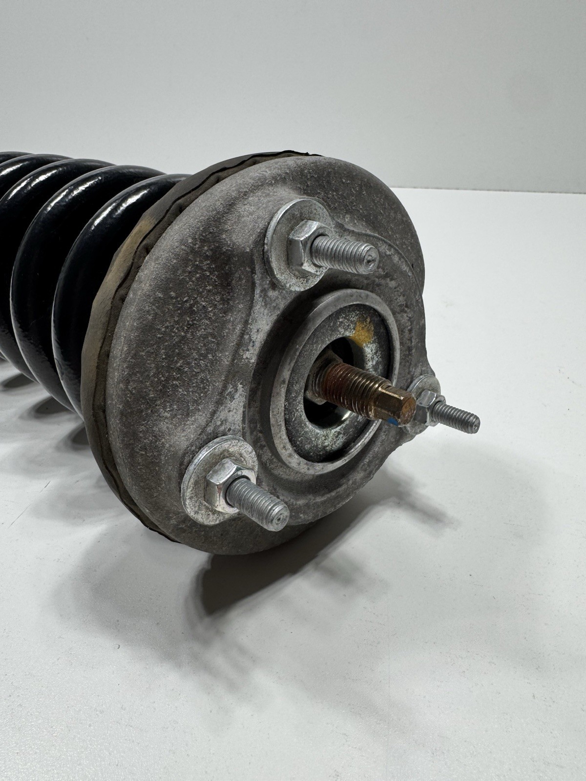 ✅14-21 Maserati Ghibli SQ4 AWD Front Left Shock Strut Spring Absorber OEM
