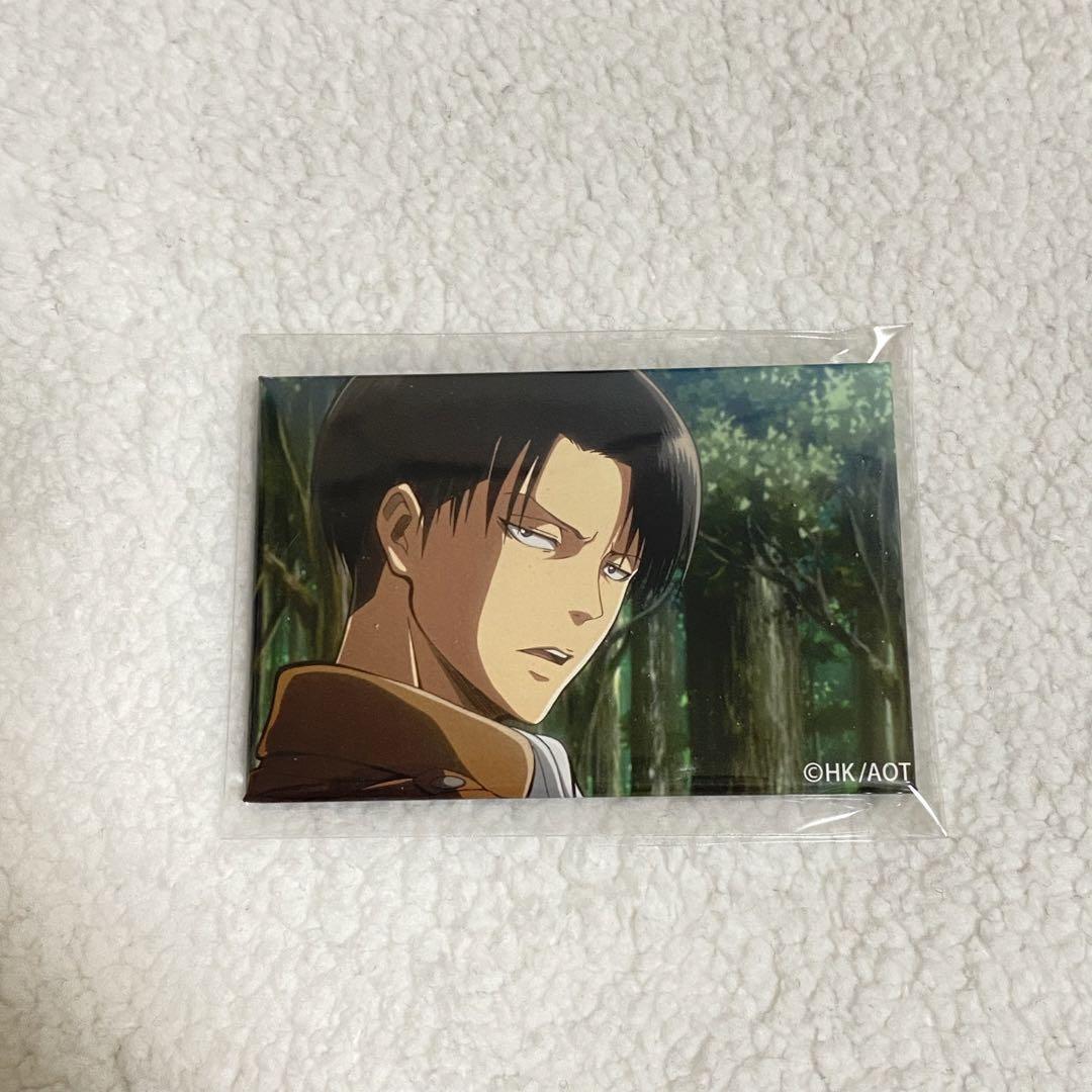 Attack On Titan Levi Hundred View Can Badge