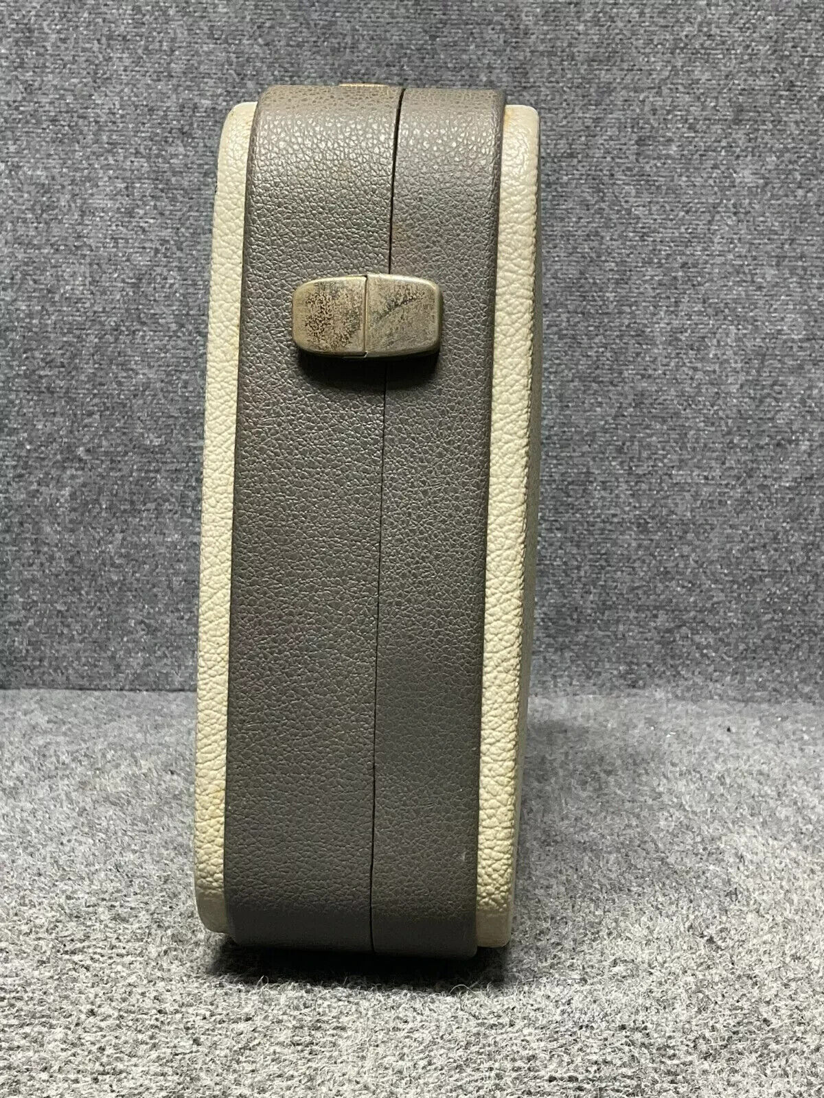 Picture 3 of 21