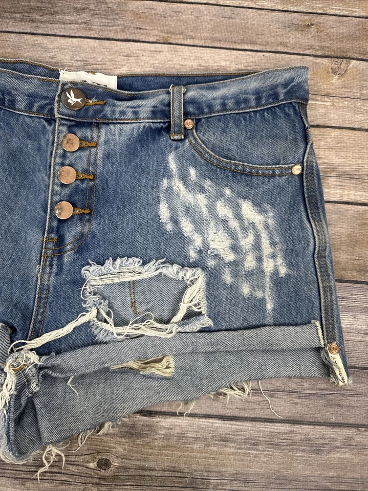 Pantalones Cortos Denim Envejecidos One Teaspoon Romeos Talla 32 Azul Tiro Alto Calce Ajustado Foto 3 de 4