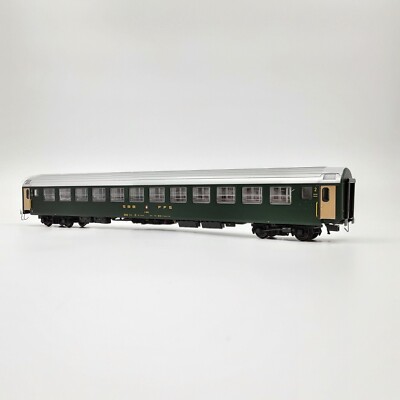 LS MODELS PI9722 UIC-X RIC Bc 5005, 2'Klasse, grün, 12 Fächer SBB,