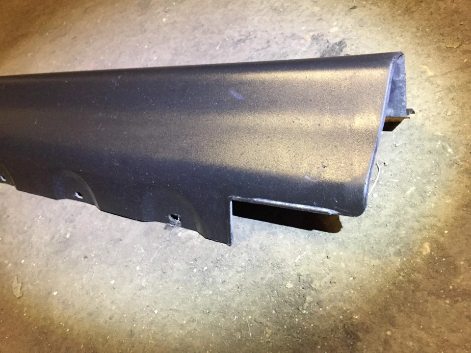 00-06 宝马 X5 E53 裙子摇杆面板成型右乘客侧 8408706 原始设备制造商 — 第 2/4 张图片