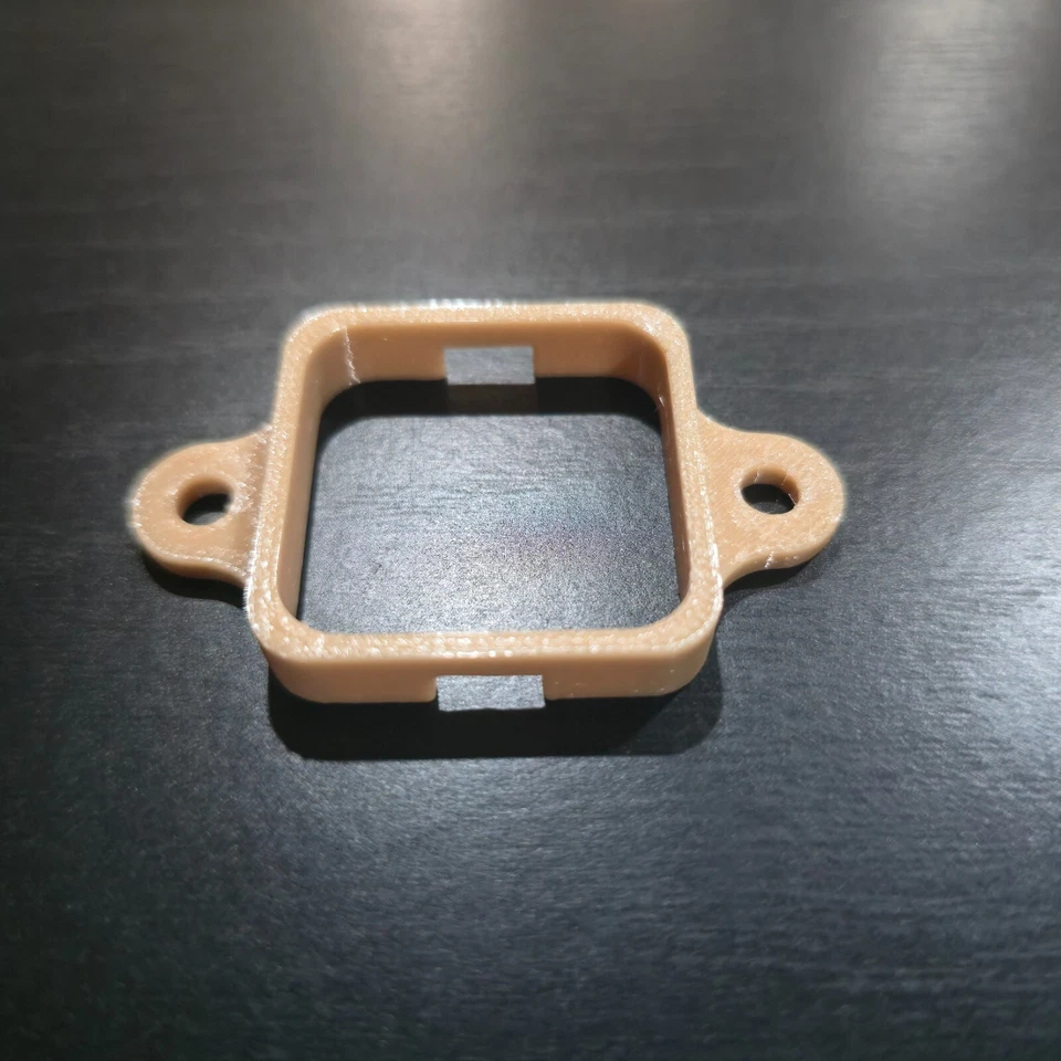 Govee Permanent Outdoor Light H705 RGBIC Soffit Mounting Bracket Multiple Colors - Image 4 of 4