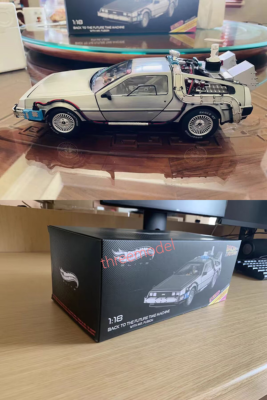 Hot Wheels 1:18 Elite Back To The Future Time Machine Delorean