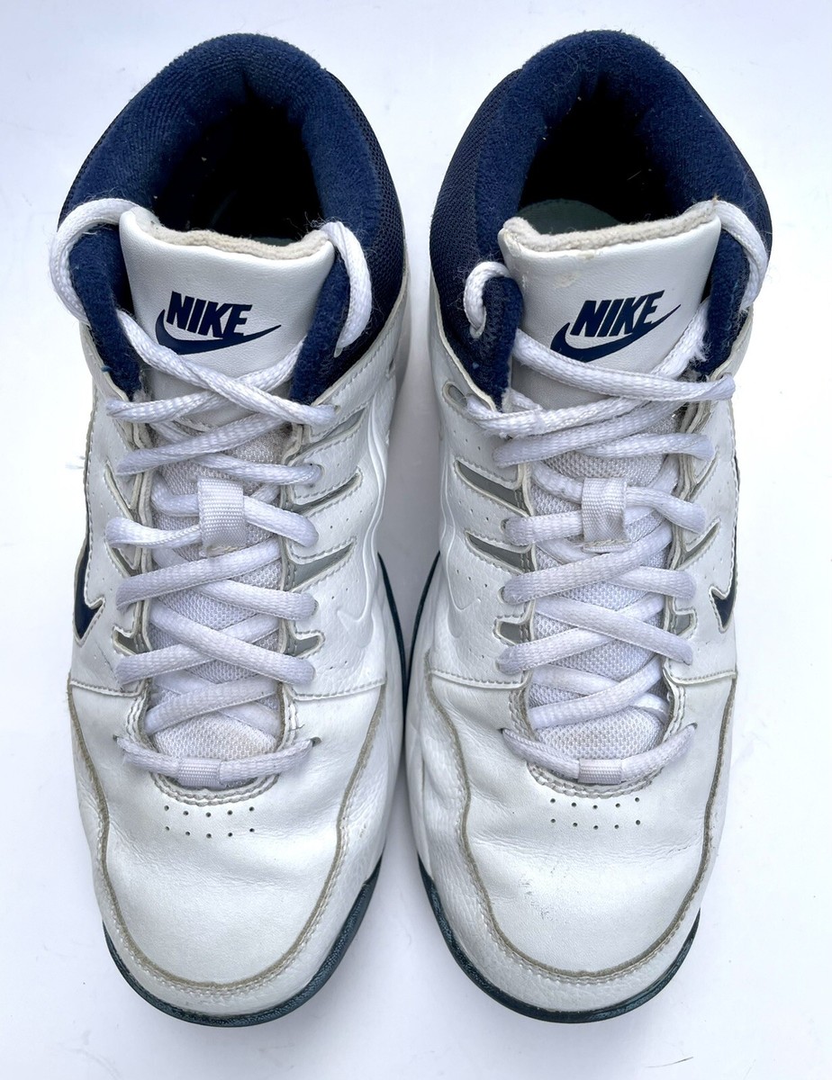 women's size 7.5 in youth nike