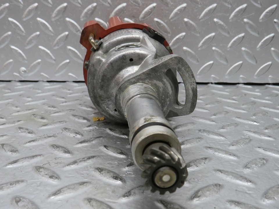 ⚙27385⚙ Mercedes-Benz W123 280E Ignition Distributor Bosch 0031580901 - Image 4 of 4