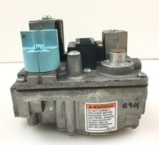 White Rodgers 36E98 204 Lennox 93J5101 Furnace Gas Valve used #G401