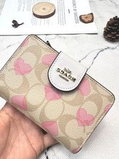 2026 Coach Medium Corner Zip Wallet In Signature Canvas With Heart Print CQ146