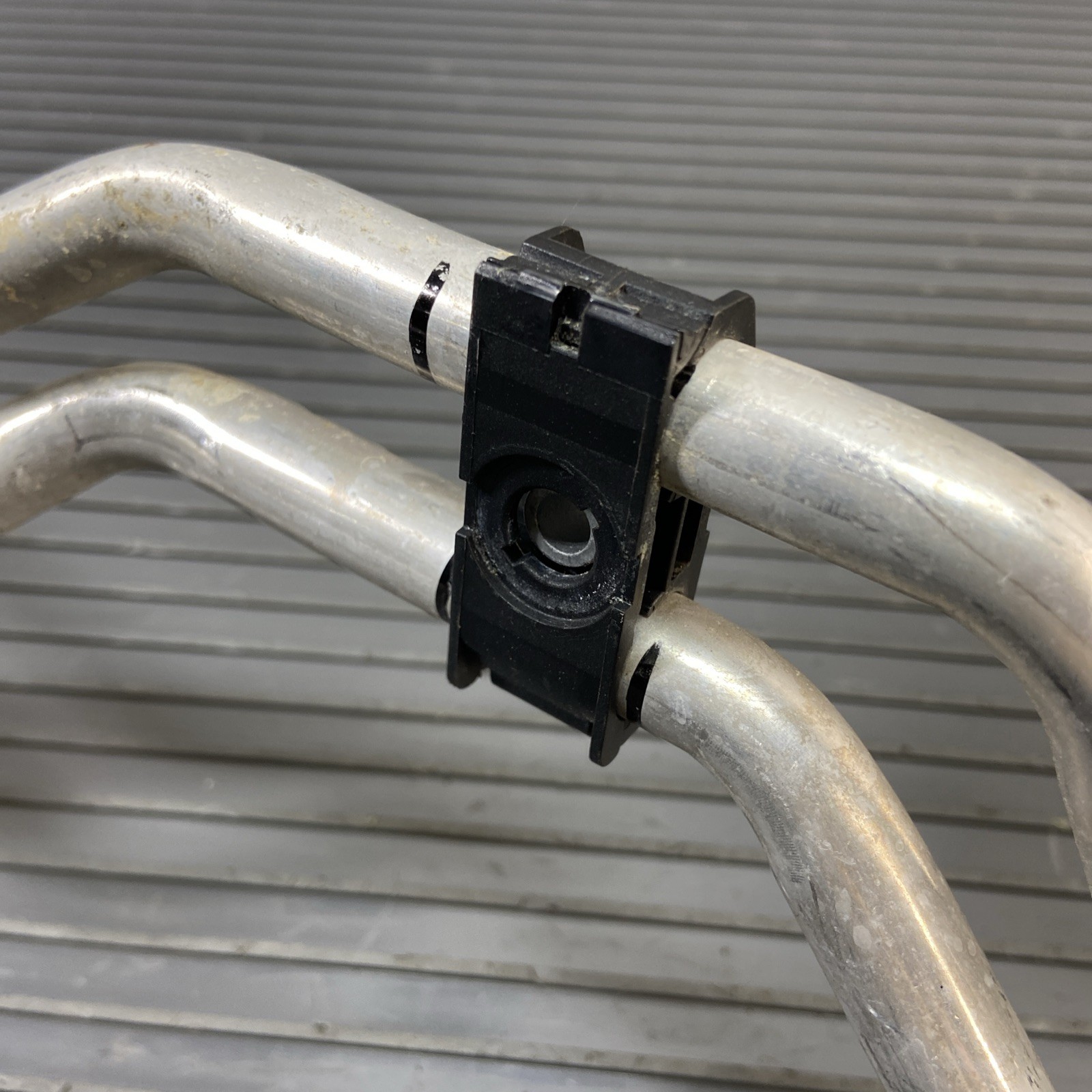2017-2023 Rolls Royce Dawn RR6 Transmission Cooling Line Pipe Hose OEM 16k Miles