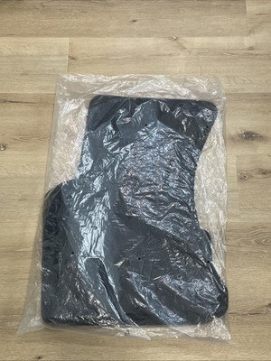 Genuine Porsche OEM Floor Mat Set  Of 4 - Black   Brand New Original Packaging ￼