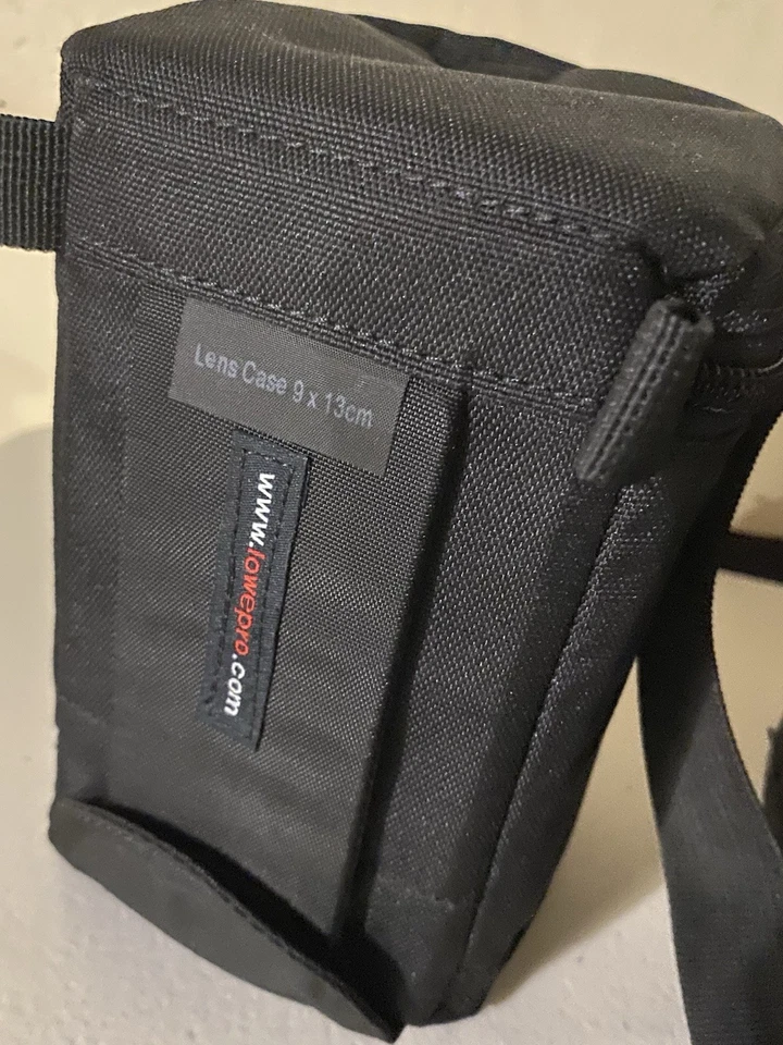 Lowepro Lens Cases X2 Camera Case Bag & Strap - Image 2 of 4
