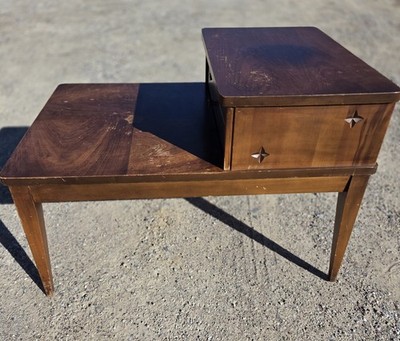 One Mid-century Mersman ( 1950s-1970s ) step-up side table solid