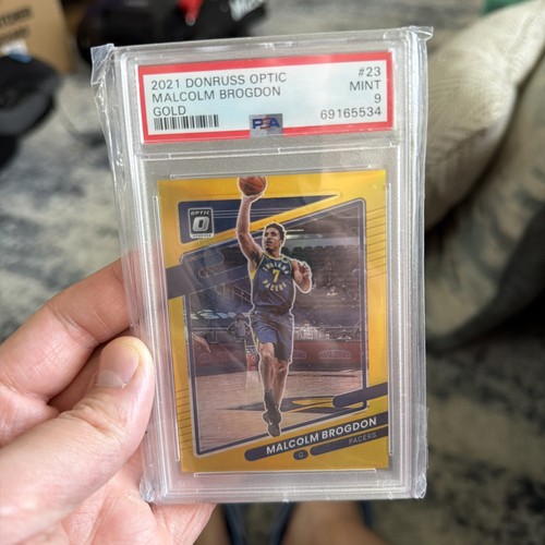 Malcolm Brogdon 2020-21 Donruss Optic Gold  10/10 PSA Gem Mint 10!