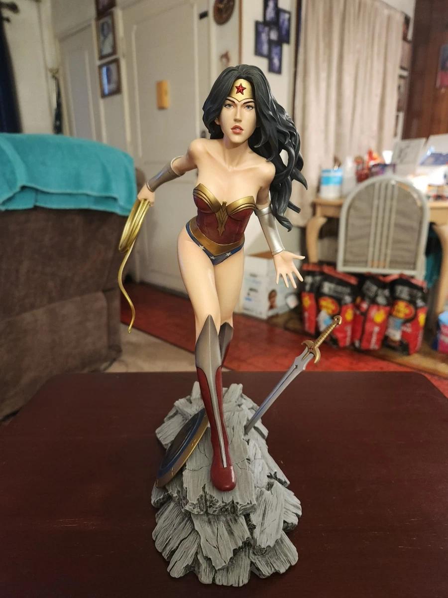 YAMATO Wonder Woman Comic Statues Collectible Figurines for sale