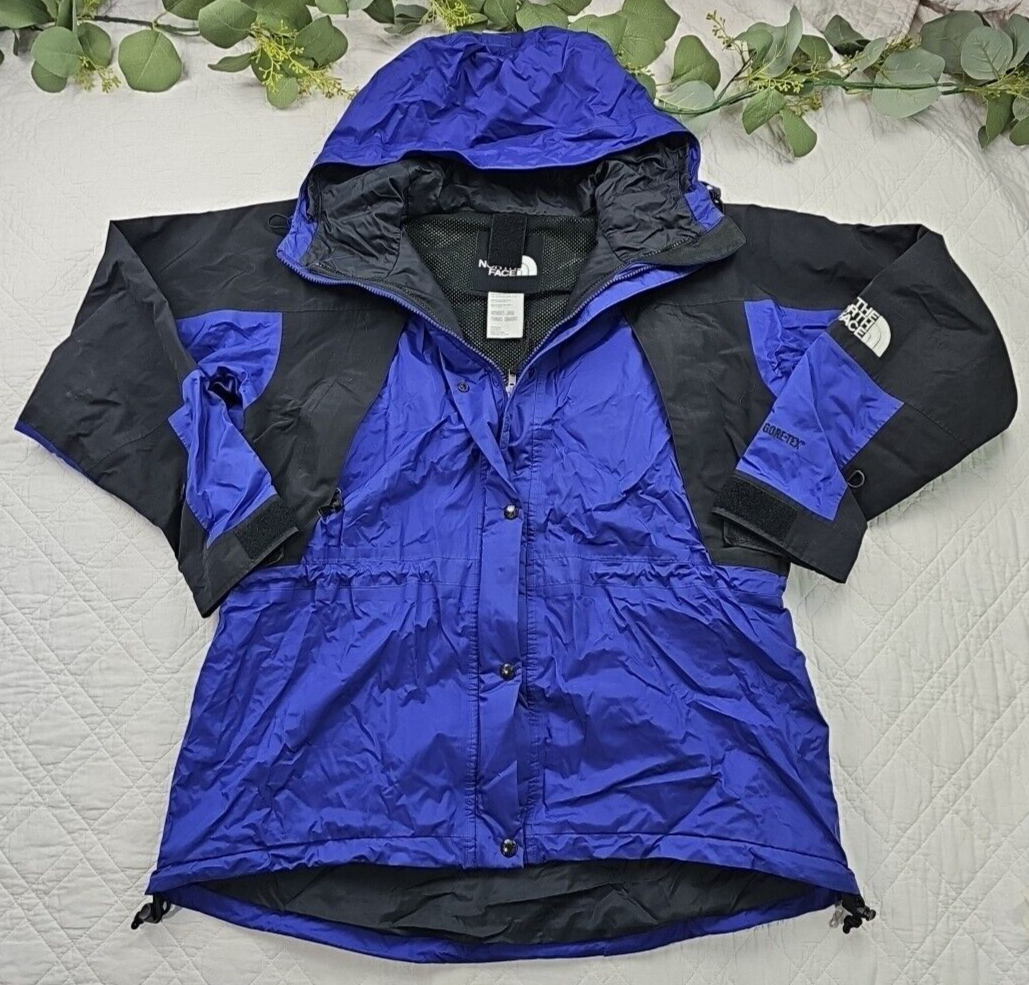 VTG The North Face Women's Purple and Black Gore-tex Jacket VTG The North Face Women's Purple and Black Gore-tex Jacket