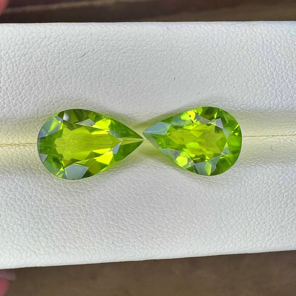 Piedra preciosa emparejada de peridoto natural 13x9 mm, peso - 4,11 y 3,50 quilates limpieza de ojos Foto 4 de 4