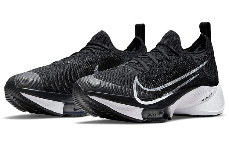 ET　Nike Air Zoom Tempo Next% Nike Air Zoom Tempo NEXT% Review - LetsRun.com