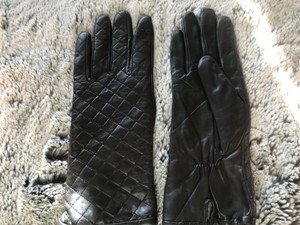hugo boss gloves