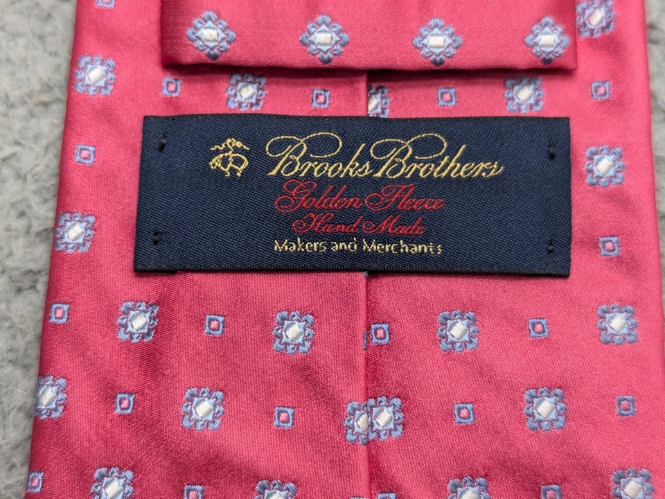 Gravata masculina vintage Brooks Brothers lã dourada feita à mão seda rosa década de 1980 - Imagem 2 de 4