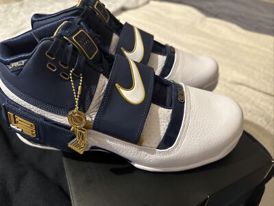 Nike LeBron Zoom Soldier 25 Straight 2018 Sz 12 - Main Image