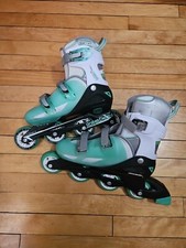 Roller Derby Women's V-Tech 500 Button Adjustable Inline Skate Size 6-9 I350MT