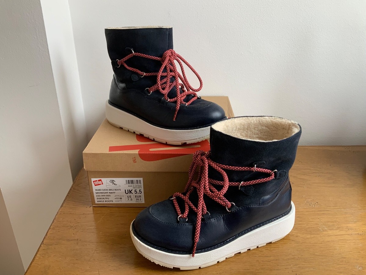 FitFlop Skandi Suede Ankle Boots in Midnight Navy Size UK
