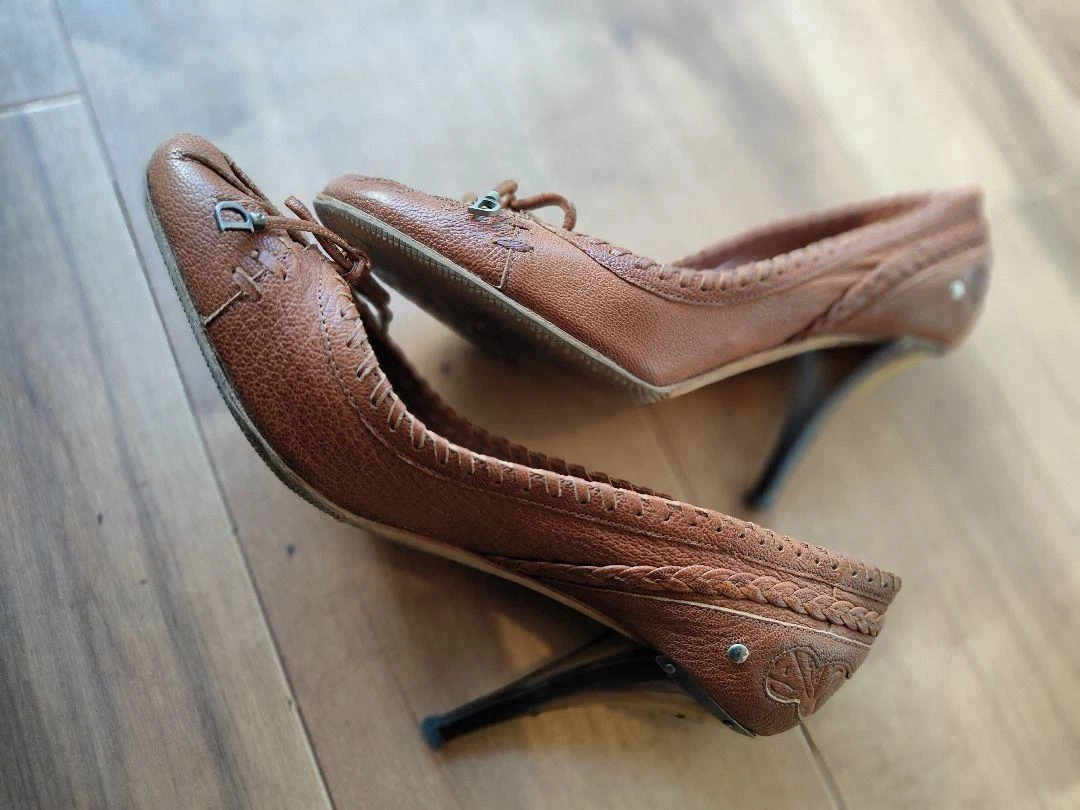 Escarpins Christian Dior talon ruban cuir marron EU38/US8 47592c