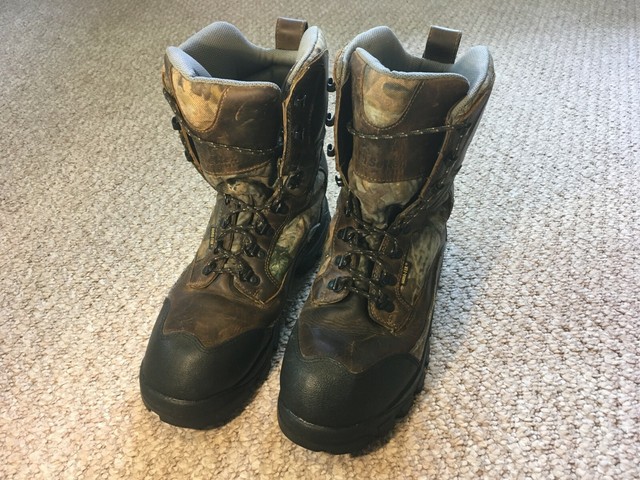 1000 gram boots