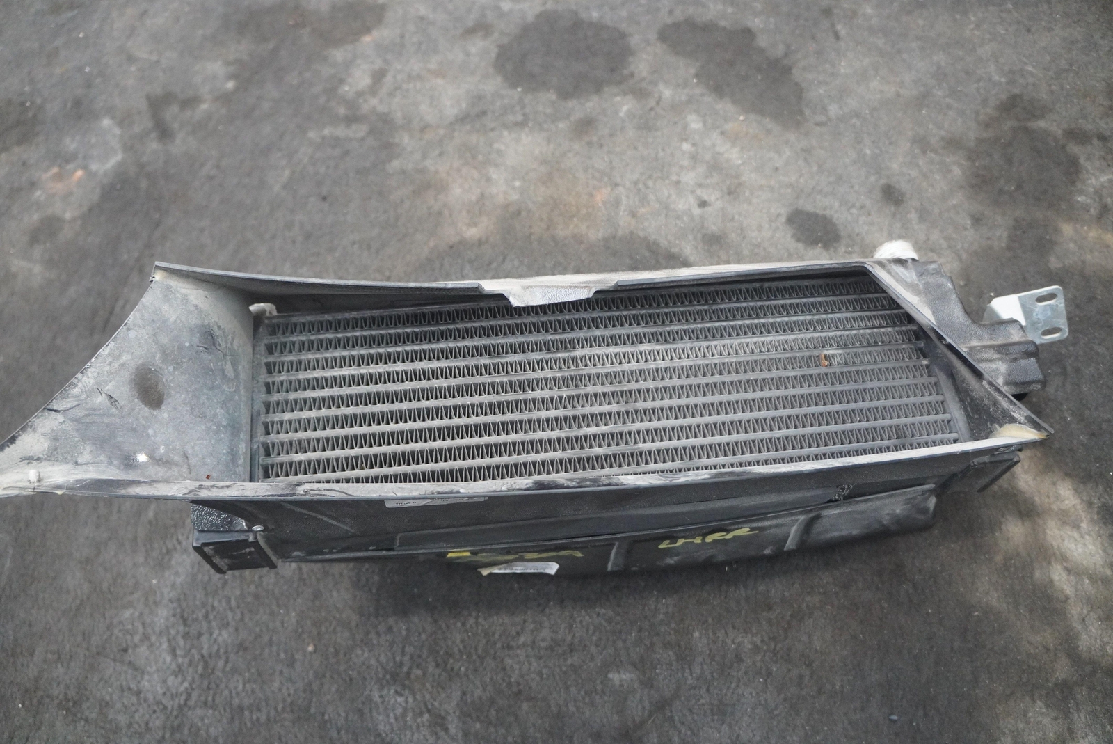 Left Engine Oil Cooler Radiator 07L117015B OEM Lamborghini Gallardo 2008