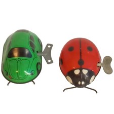 Vintage 1980s Metal Red Ladybug Green Car Wind Up Toys Works With Keys AS IS