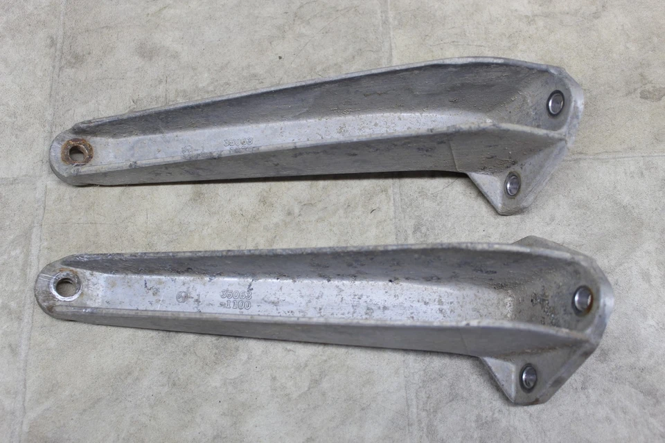 02-03 Soportes soportes guardabarros trasero Kawasaki Prairie 650 04-06 700 Foto 3 de 4