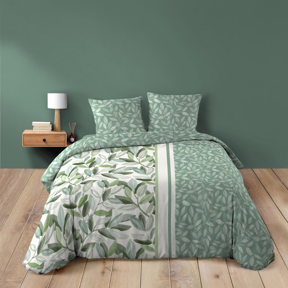 Parure de lit 240x220 cm Eleonore vert sauge en coton tissage 57 fils