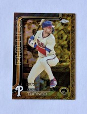 2025 Topps Gilded Collection - Trea Turner #52 Gold Wave Refractor /75
