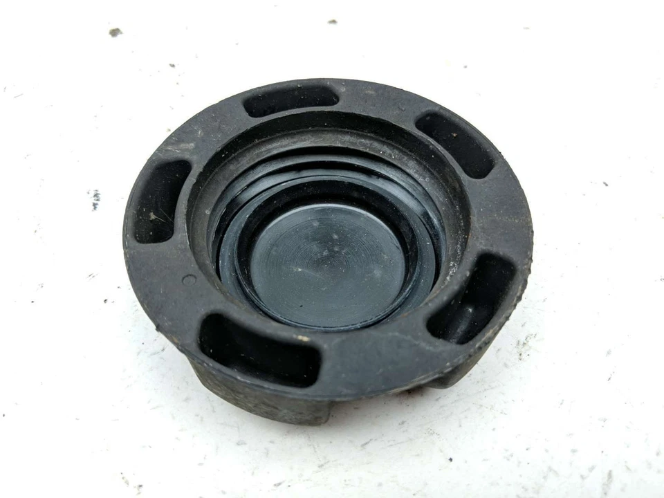 Крышка топливного бензина 03 06 Polaris Magnum 330 4x4 - Изображение 3 из 4