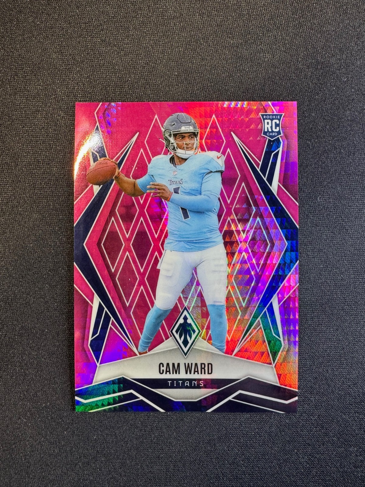 2025 Panini Phoenix Cam Ward RC Pink Hyper #194 Titans Rookie #d 093/299